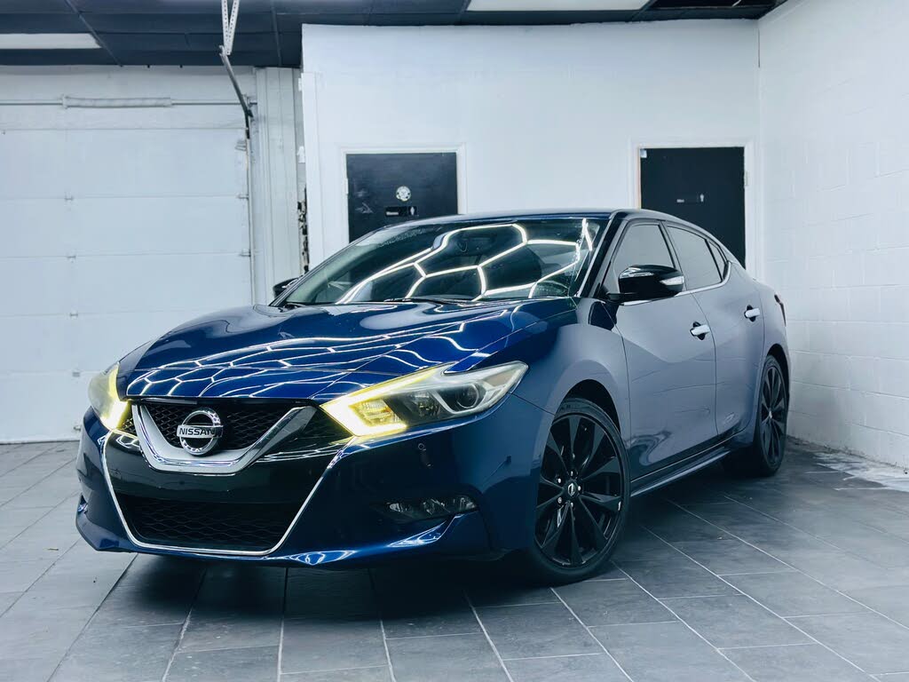 Deep Blue Pearl 2017 Nissan Maxima Sedan Front-Wheel Drive Automatic